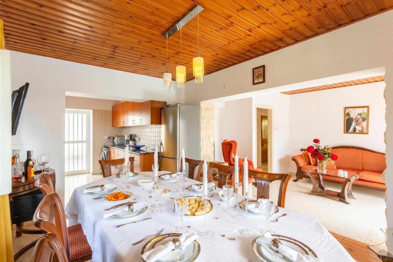 Villa Constantinos Kato Yialia Екстериор снимка
